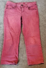 Women's So Brand Red Faded Wash Stretch Capri Denim Jeans Size 11