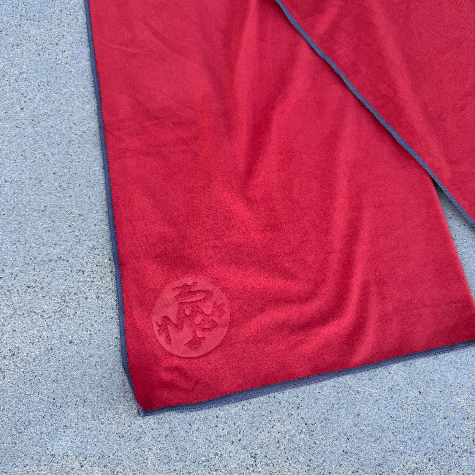 Manduka eQua Mat Towel Yoga Mat Towel Microfiber Non Slip Red