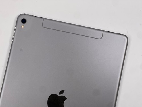 Apple iPad Pro 1st Gen A1674 9.7" 32GB Wi-Fi + 4G Unlocked Good Grade B/C 152 - Picture 10 of 24