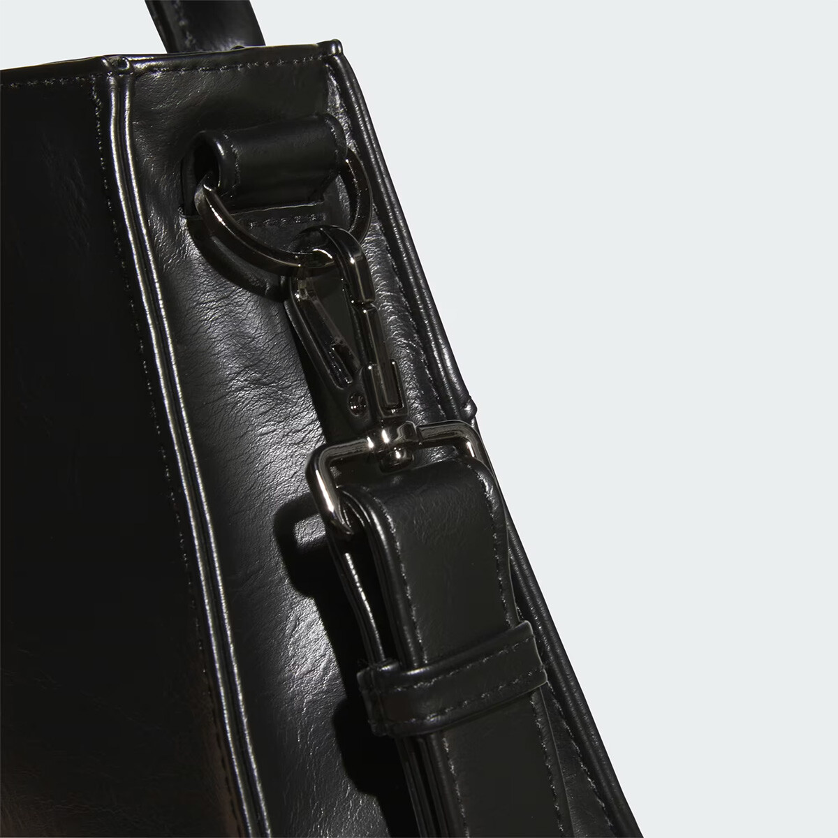 New Adidas Original AIRLINER HANDLE TOTE BAG JP0143 BLACK