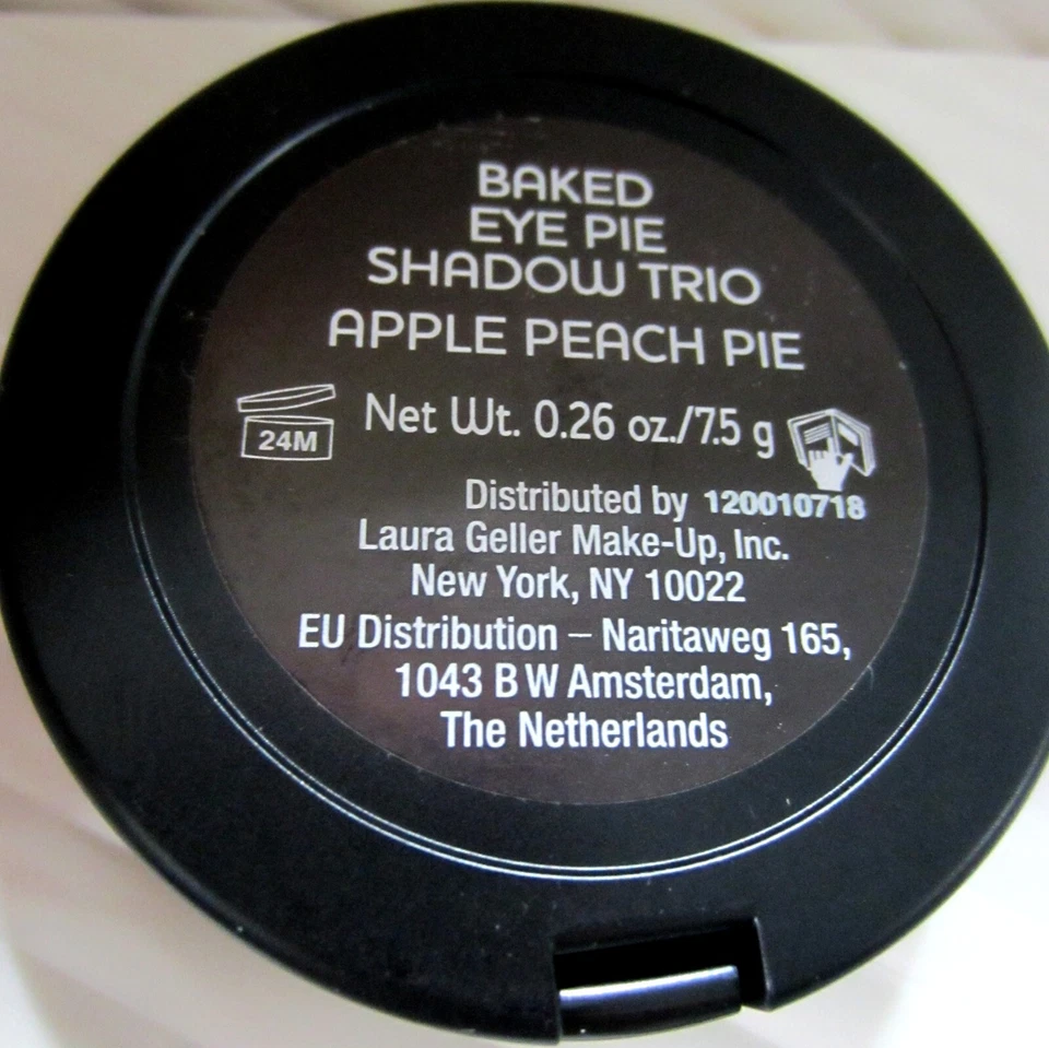 Laura Geller Baked Eye Pie Shadow Trio APPLE PEACH PIE (Full Size 0.26 oz) - Image 4 of 4