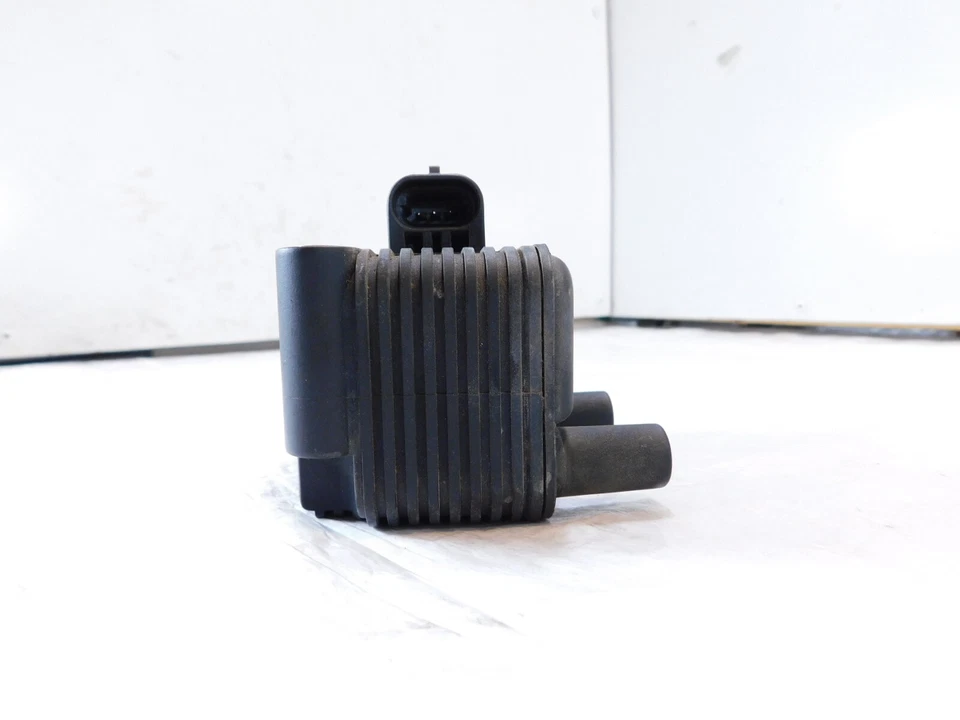 Harley Davidson Sportster Dyna & Softail Spark Plug Wire Ignition Coil Block - Image 4 of 4