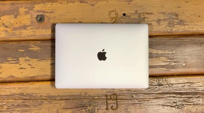 Mac Book Air 2020
