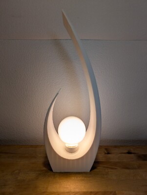 Mid Century Modeline Style Comet Atomic Sculptural Table Lamp 15.5''  MCM