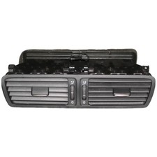 VW Passat Variant 1.8 TSI Automatik 3C/3CC Lüftungsdüse Mitte 3C1819728F