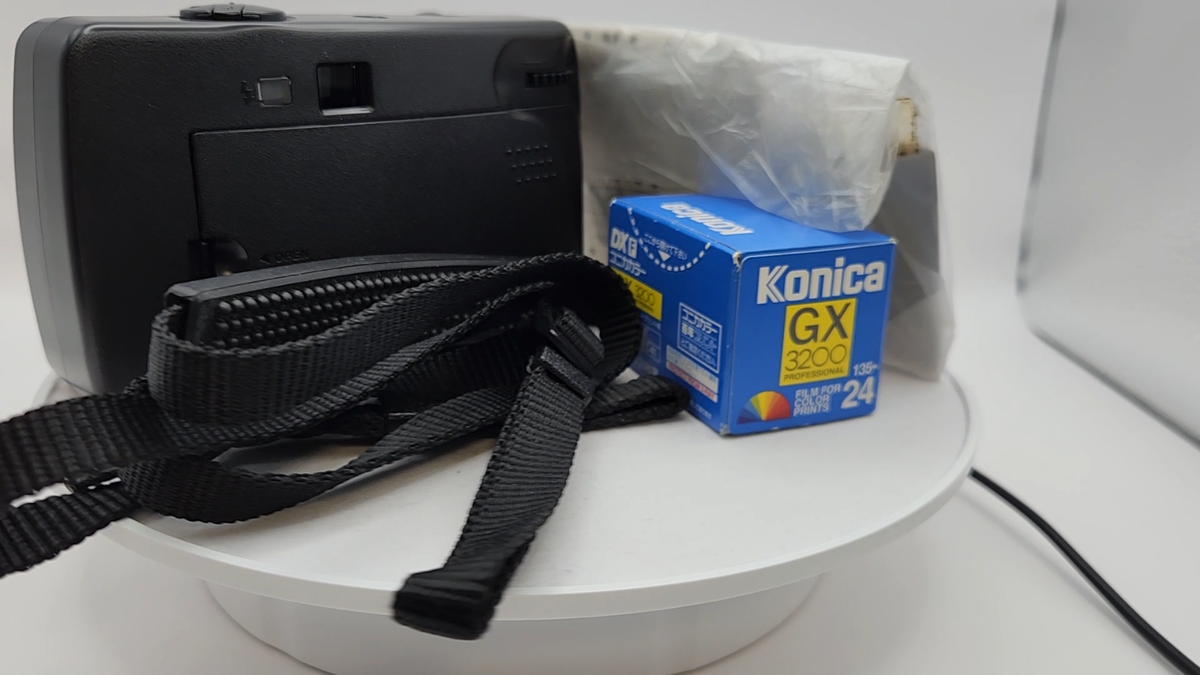 KONICA Dr. Finder Jr. 35mm Film Camera + GX 3200 Film & Manual