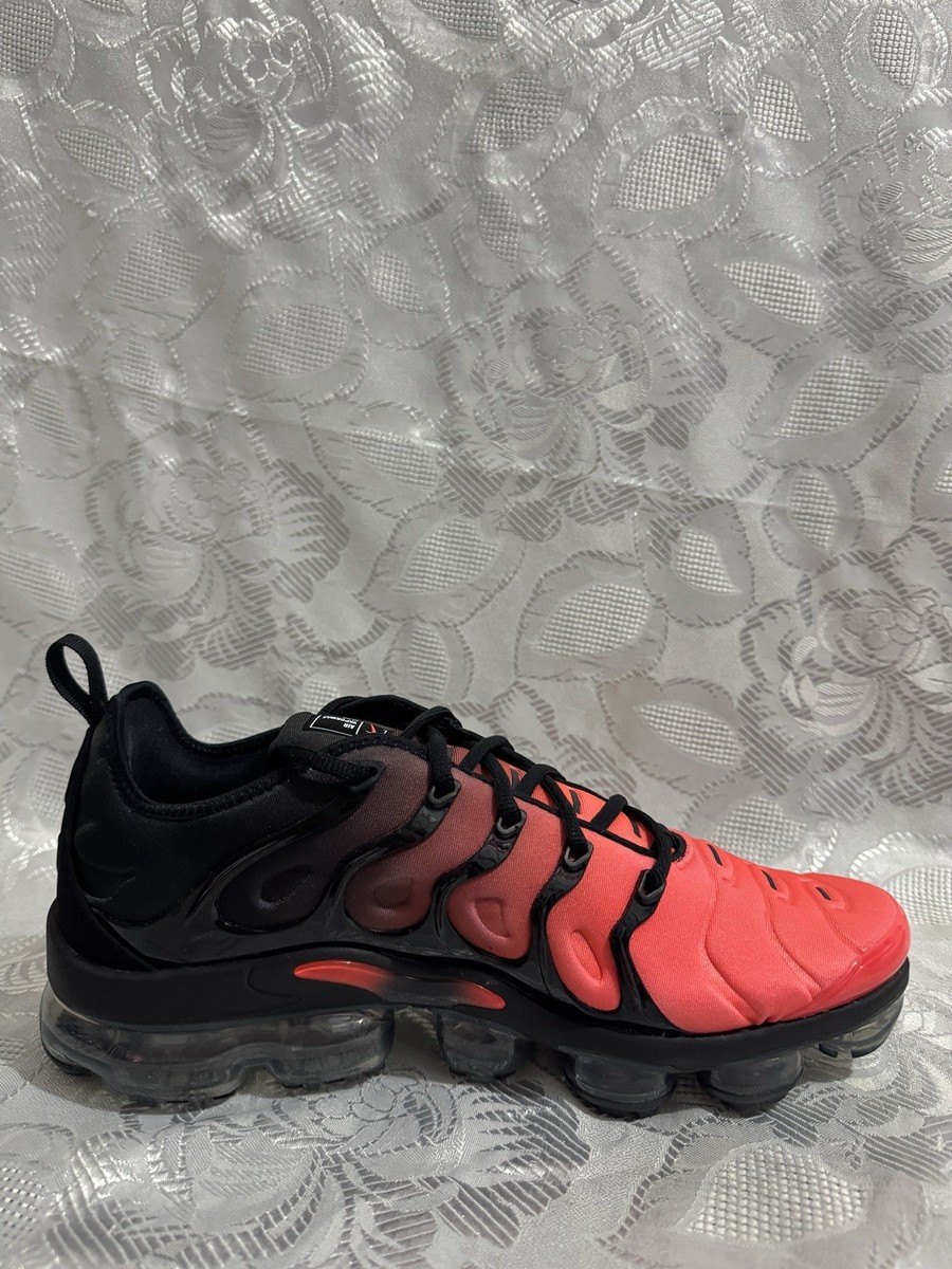 NIKE AIR VAPORMAX PLUS 11 BLACK BRIGHT CRIMSON RED DZ4857 001 MAX