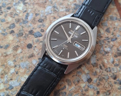 Vintage Seiko 5 Actus SS 23 Jewels Automatic 6106 7480 January 1971 Kanji