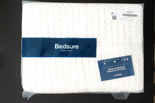 Bedsure Blanket Queen Size Breathable  Soft Woven Waffle White NEW