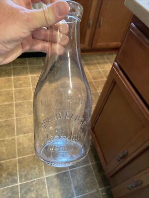Rare Grand Ledge Ferndale Dairy Embossed Quart Milk Bottle Michigan MI