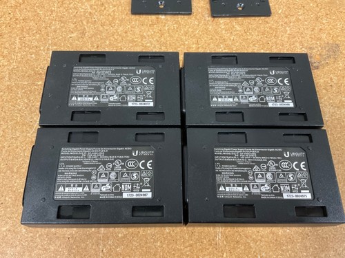 Lot of 4 Ubiquiti GP-H480-050G PoE Injectors w/ 3 Cords and 2 Plates - Picture 2 of 3