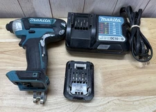 Makita DT03 Cordless Impact Driver Kit DC10WD Impact Battery Charger Working