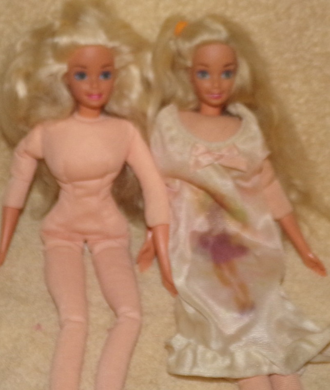 1993 Mattel Soft Body Bedtime Barbie Doll 11" Attached Shoes + 1 Gown – Blonde