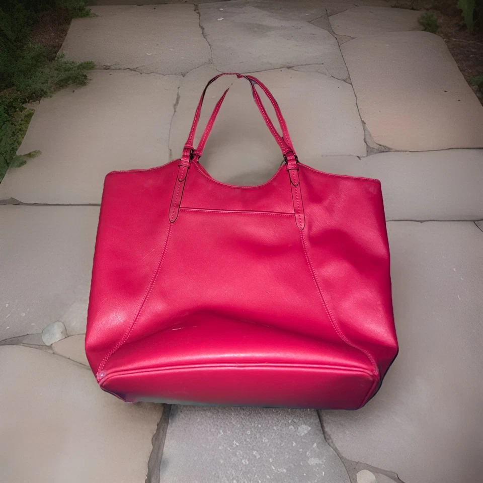 BOLSO DE VIAJE COACH PEYTON F26103 CUERO SAFFIANO ROSA MONEDERO Foto 2 de 4