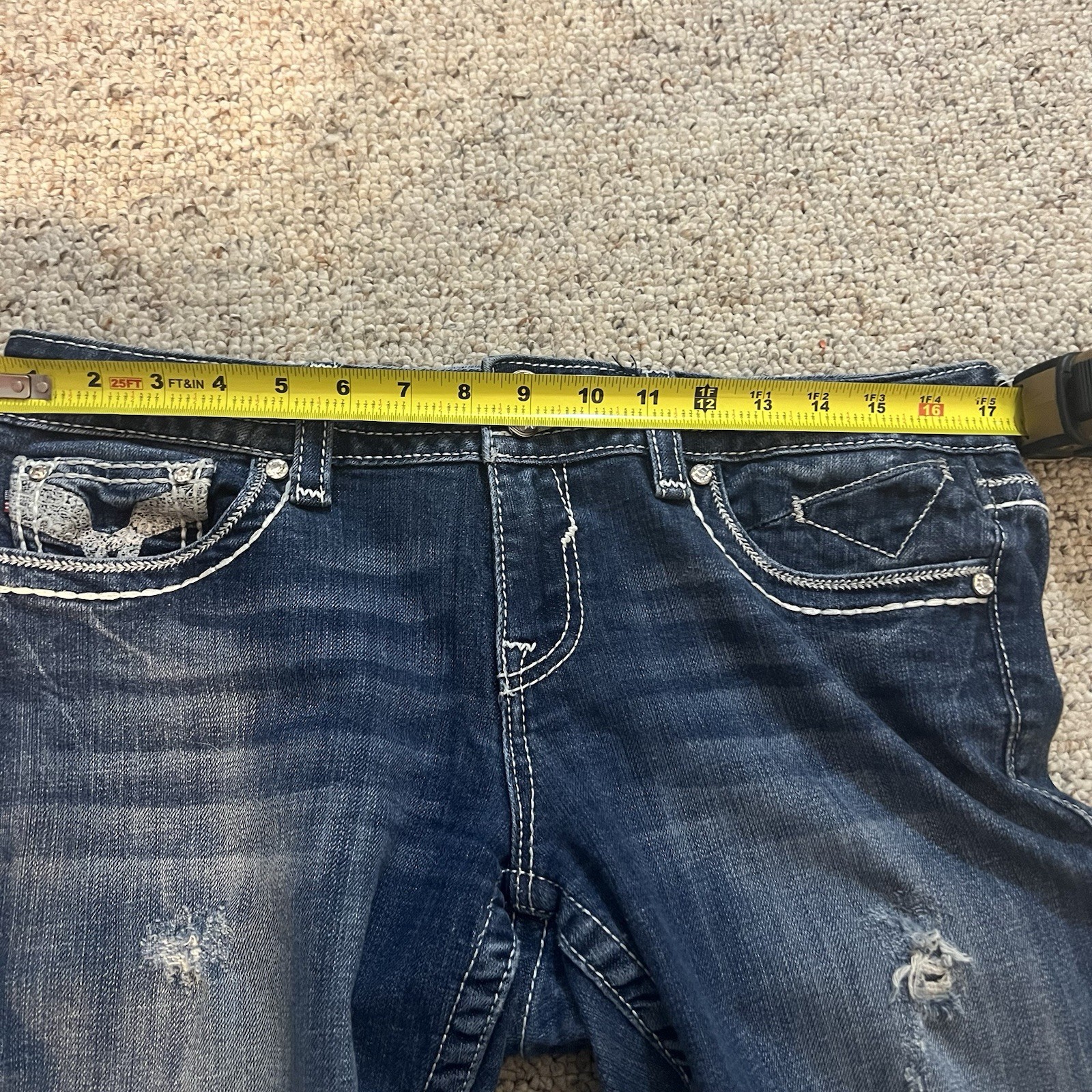 VIGOSS Jeans Womens 9 10 Chelsea Capri Blue Medium Wash Distressed Rhinestone