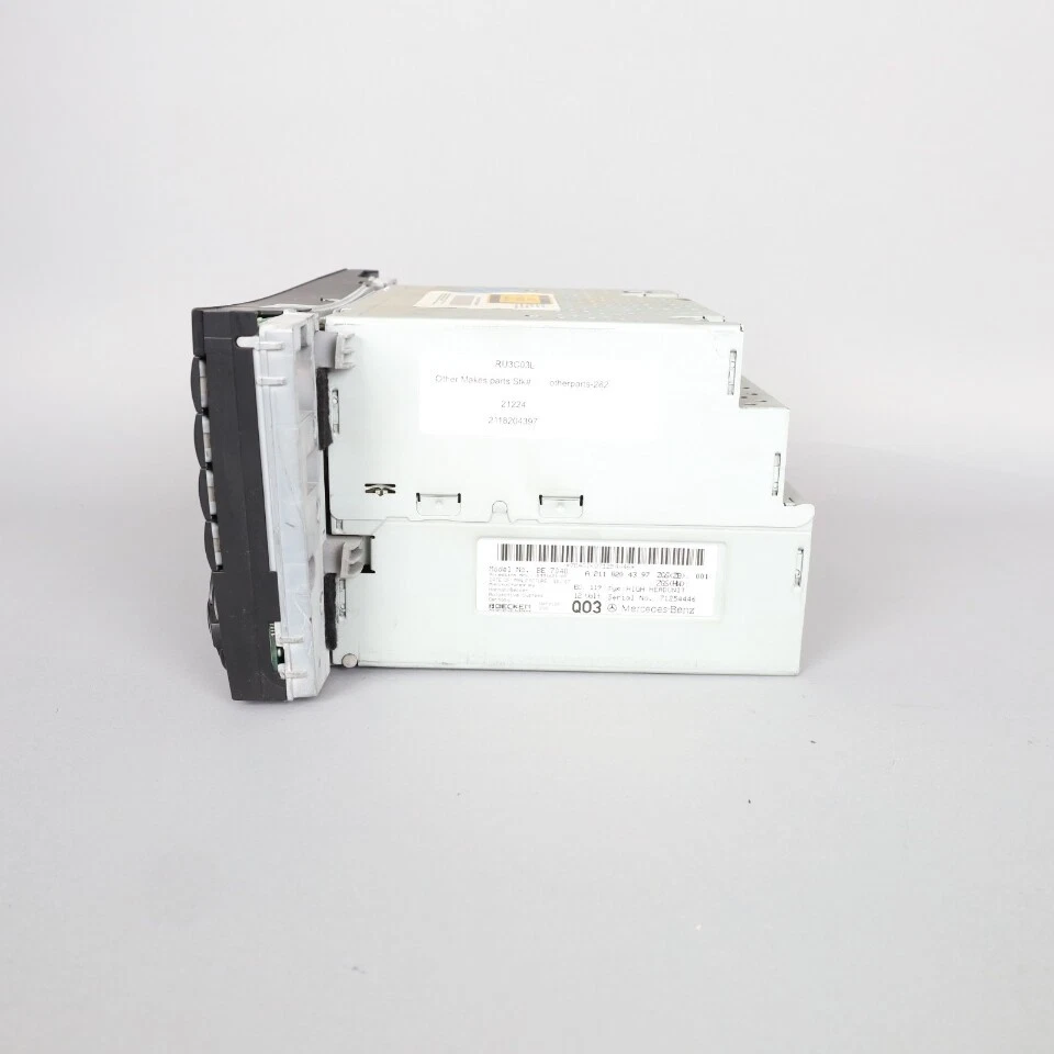 2006-2008 Mercedes Benz CLS550 E350 Radio Stereo Navigation 2118204397 OEM Used Foto 2 de 4