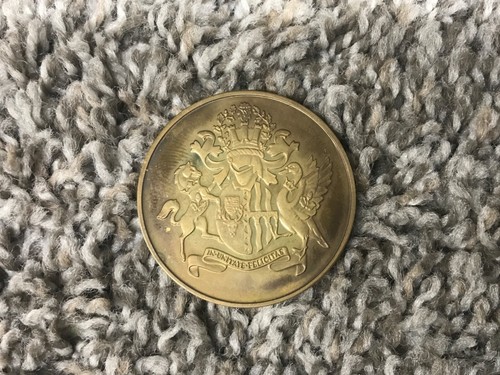 1981 5 Piece United Kingdom Commemorated Brass Token Coin Set - Picture 10 of 13