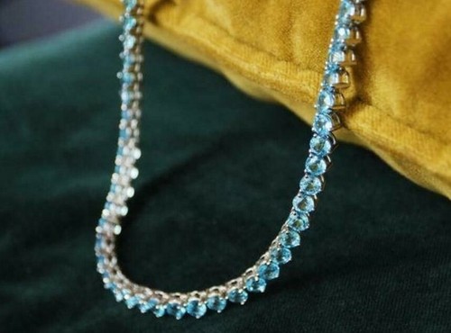 18 ct Round Simulated Blue London Topaz 