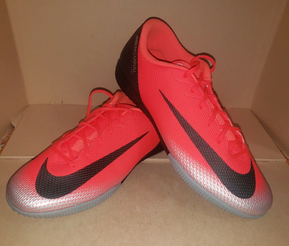 Nike Mercurial Vapor 12 Academy IC Cleats Shoes Men\'s sz 11 Men main image 3
