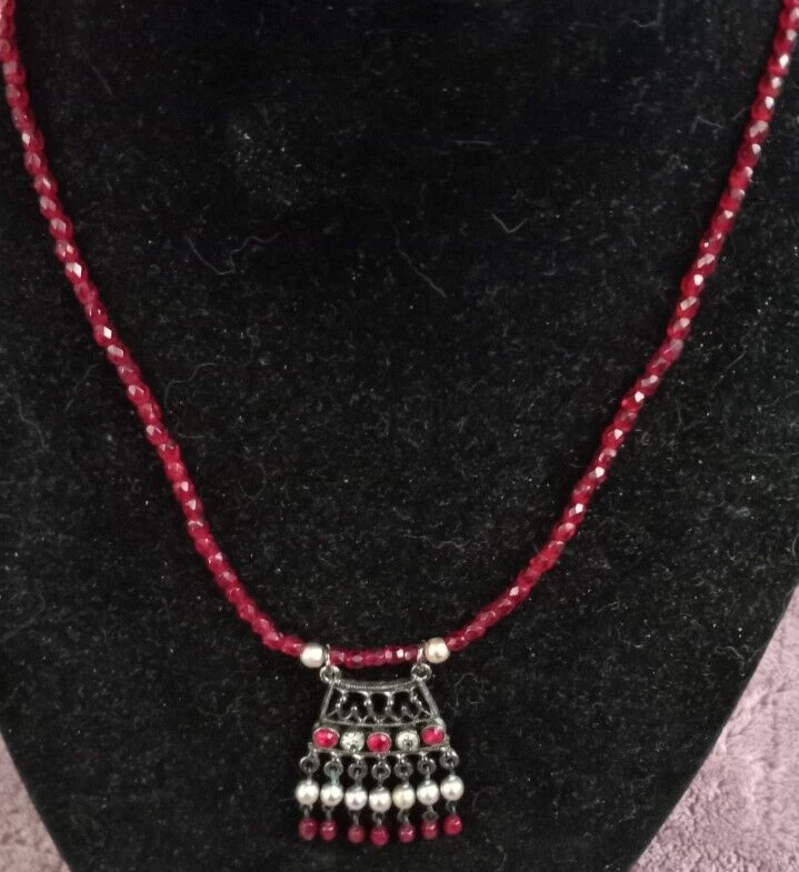 VETEMENTS Collana pendente con perline rosse 15" vintage 1928