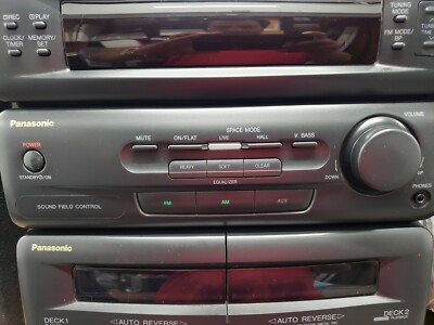Panasonic SA-CH72 AM/FM. 3CD'S. Dual Cassette. Book Shelf Stereo