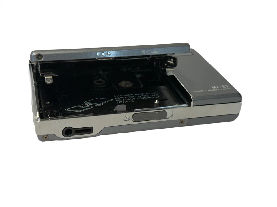 Sony Walkman MZ-E3 MD MiniDisc Player Tested w/ Remote - New - Image 2 of 4