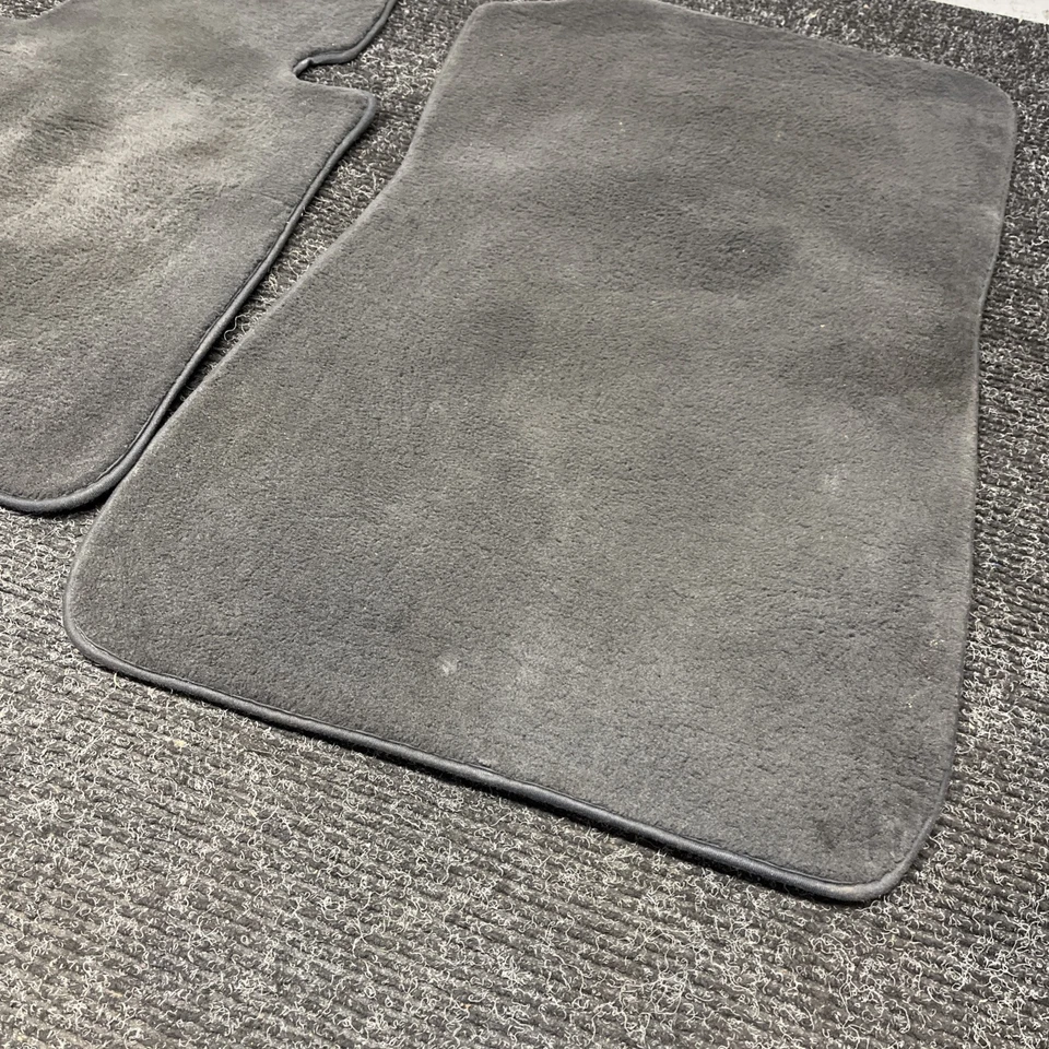 ☑️ Juego Alfombrillas Bmw Negro Número de Pieza 106480-11 OEM Serie 3 y 5 Foto 2 de 4