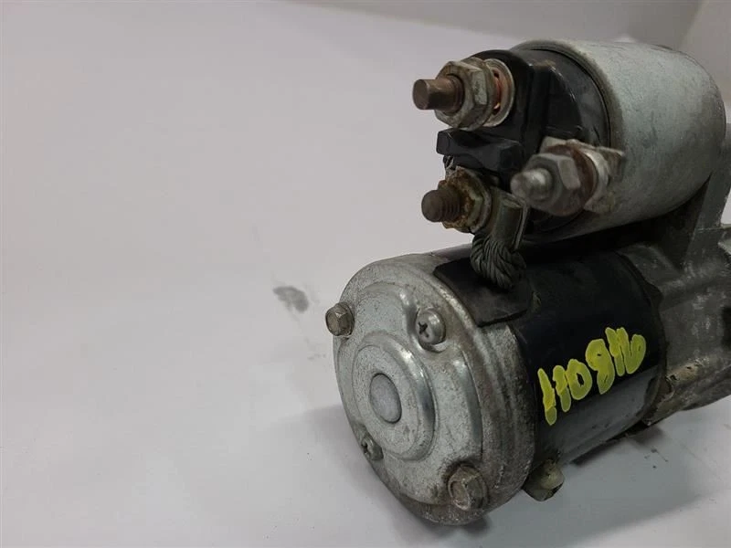 Motor de arranque FORD FIESTA 11-19 sin turbo OEM Foto 2 de 4