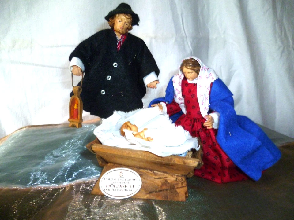 Heide Krippenfiguren Oberammergau - Hlg Familie Holz geschnitzt und bekleidet - Bild 2 von 4