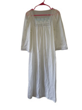 Vintage Vanity Fair Brushed Nightgown Embroidered  Lace Long Sleeve White Sz S