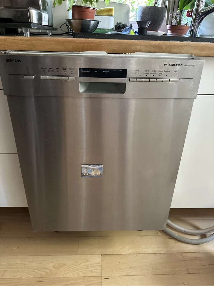 Siemens Spülmaschine zu Verschenken (lässt sich nicht mehr einschalten)