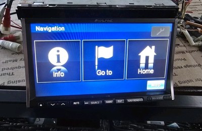 RARE* Alpine INA-W900 2-DIN Navigation DVD/CD Stereo Radio Screen