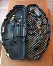 PSE Fire-Flite 33 Camo Compound Bow 28" Draw 70# RH w/Case & Acc FireFlite