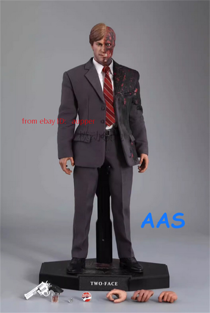 Hot Toys 1/6 MMS546 Two-Face Harvey Dent The Dark Knight In Stock New Action