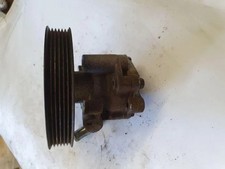 Pompe direction assistée Mitsubishi L200