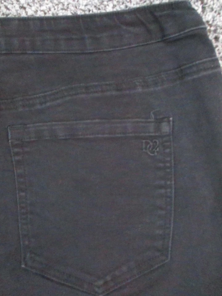 DG2 Classic Stretch Jeans Womens Large Black Jeggings Pull On Denim LT 34x24 - Image 4 of 4