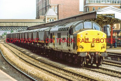 Großbritannien Eisenbahn Foto der Baureihe 37 37899 RM37-1957