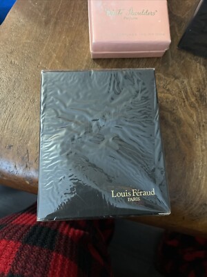 Avon Louis Feraud Paris for Woman Perfumed Bath Essence Original 1983-Sealed