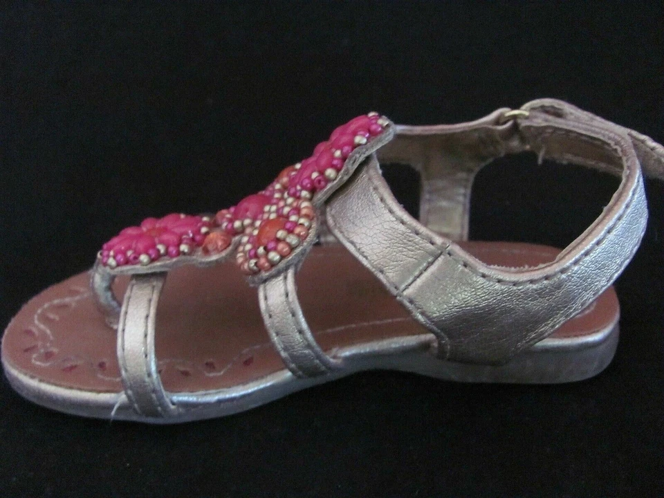 Sandálias infantis genuínas de ouro rosa com miçangas tamanho 5 - Imagem 3 de 4