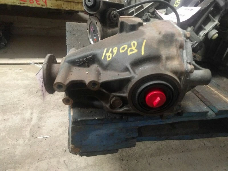 2004-2011 Mitsubishi Endeavor Rear Differential Carrier Assembly - Image 4 of 4