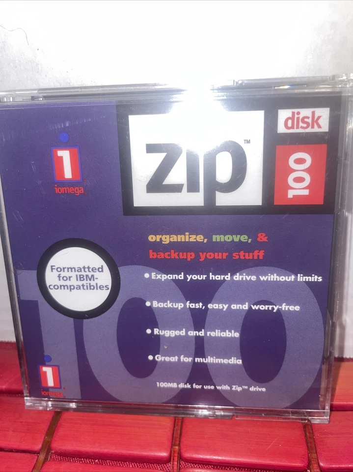 2-Iomega Zip 100MB Disk formatted for IBM-compatibles - Image 2 of 4