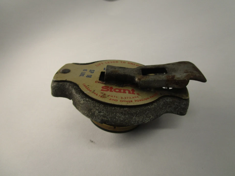 91 POLARIS INDY SKS RXL650 FILLER CAP - Image 3 of 4