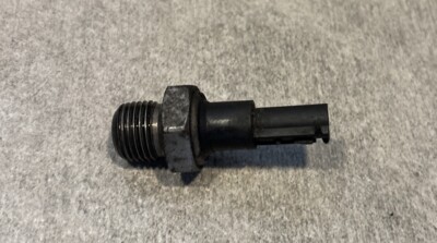 Oil Pressure Switch 9674693880 For Peugeot 207 208 308 2008 3007 5008 Mk1 1.6 