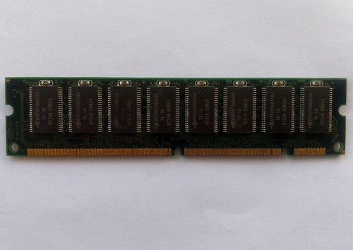 16MB SDRAM Desktop Memory PC-66 168 Pins 66MHz Memory Module DIMM PC66 - Picture 3 of 3