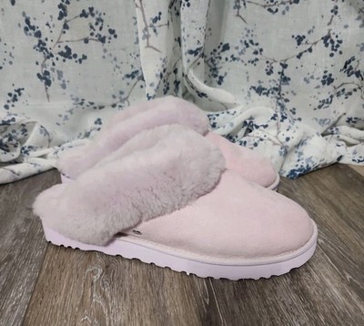 UGG Slippers Cluggette size 11  Rosetta color,Excellent Condition 