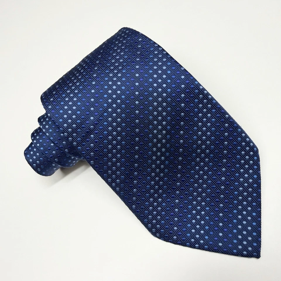 Corbata reciente a lunares Hermes para hombre azul marino sarga seda 3 5/8" (W) x 59" (L) usada en excelente estado Foto 4 de 4