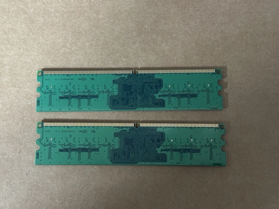 Crucial (2) 1GB 240-PIN DIMM 128Mx64 DDR2 PC2 Desktop Memory Model CT12864AA800 - Image 2 of 2