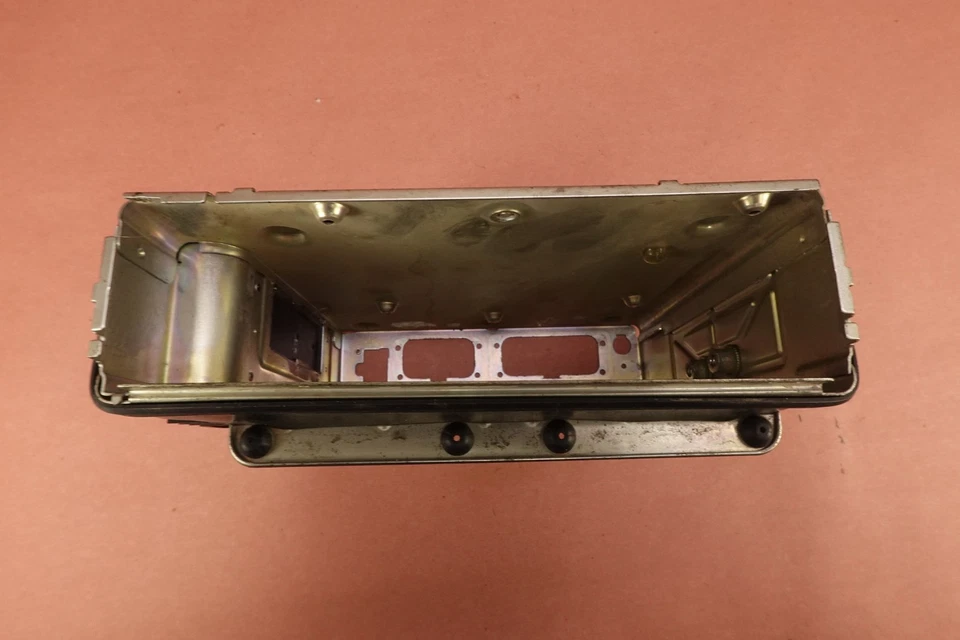 01-06 Harley Davidson Electra Glide FLHTCUI Radio MÓDULO CUBIERTA Foto 4 de 4