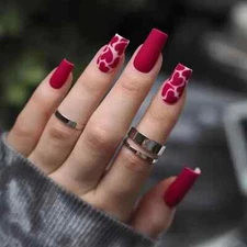 24-Piece Square Matte False Nails - Stunning Medium Length, Sexy Red Heart