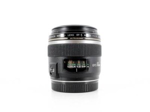 Canon EF-S 60mm f/2.8 USM Macro Lens